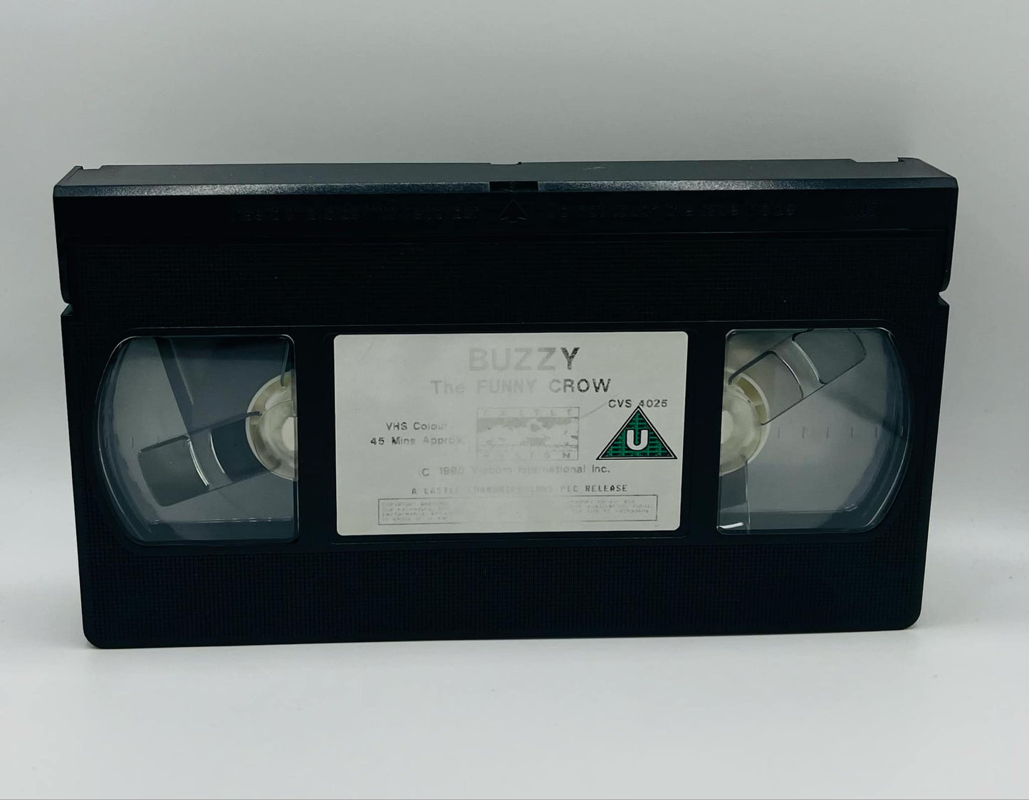 Buzzy The Funny Crow (U)