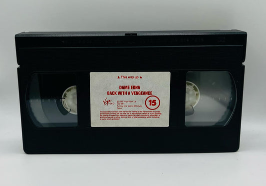 Dame Edna (Back With A Vengeance!) (15)