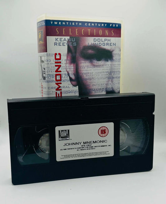Johnny Mnemonic (15)