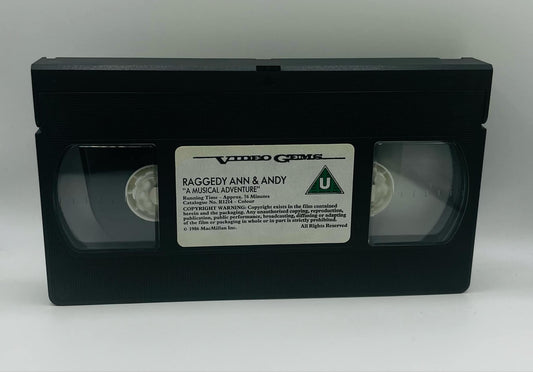 Raggedy Ann & Andy (U)