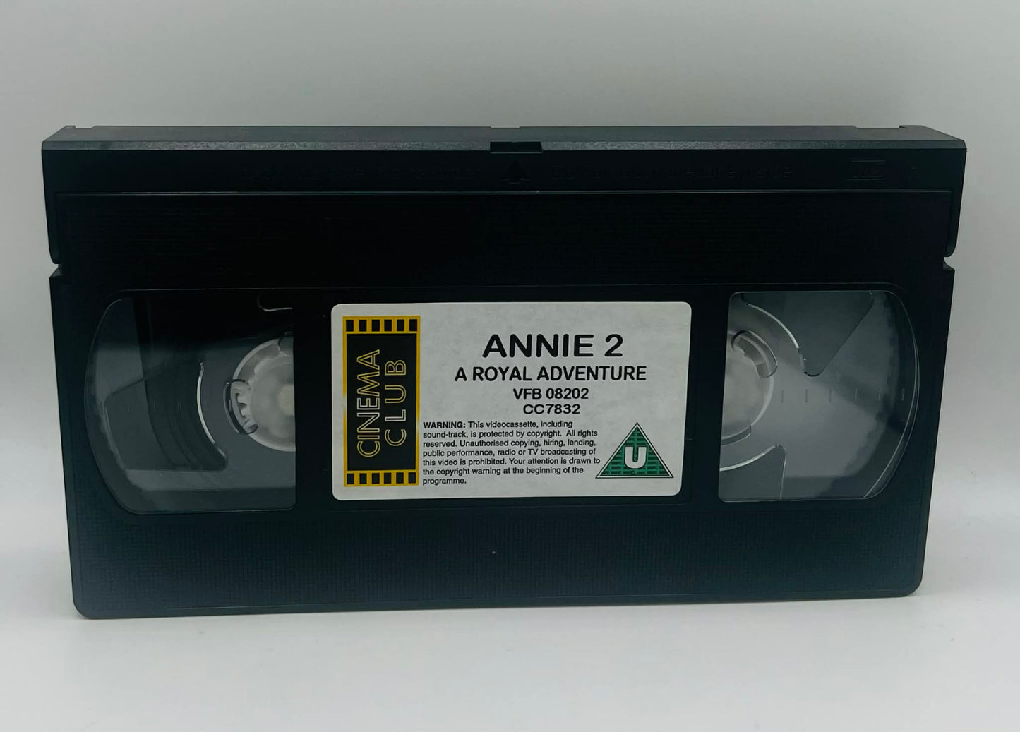 Annie 2 (U)