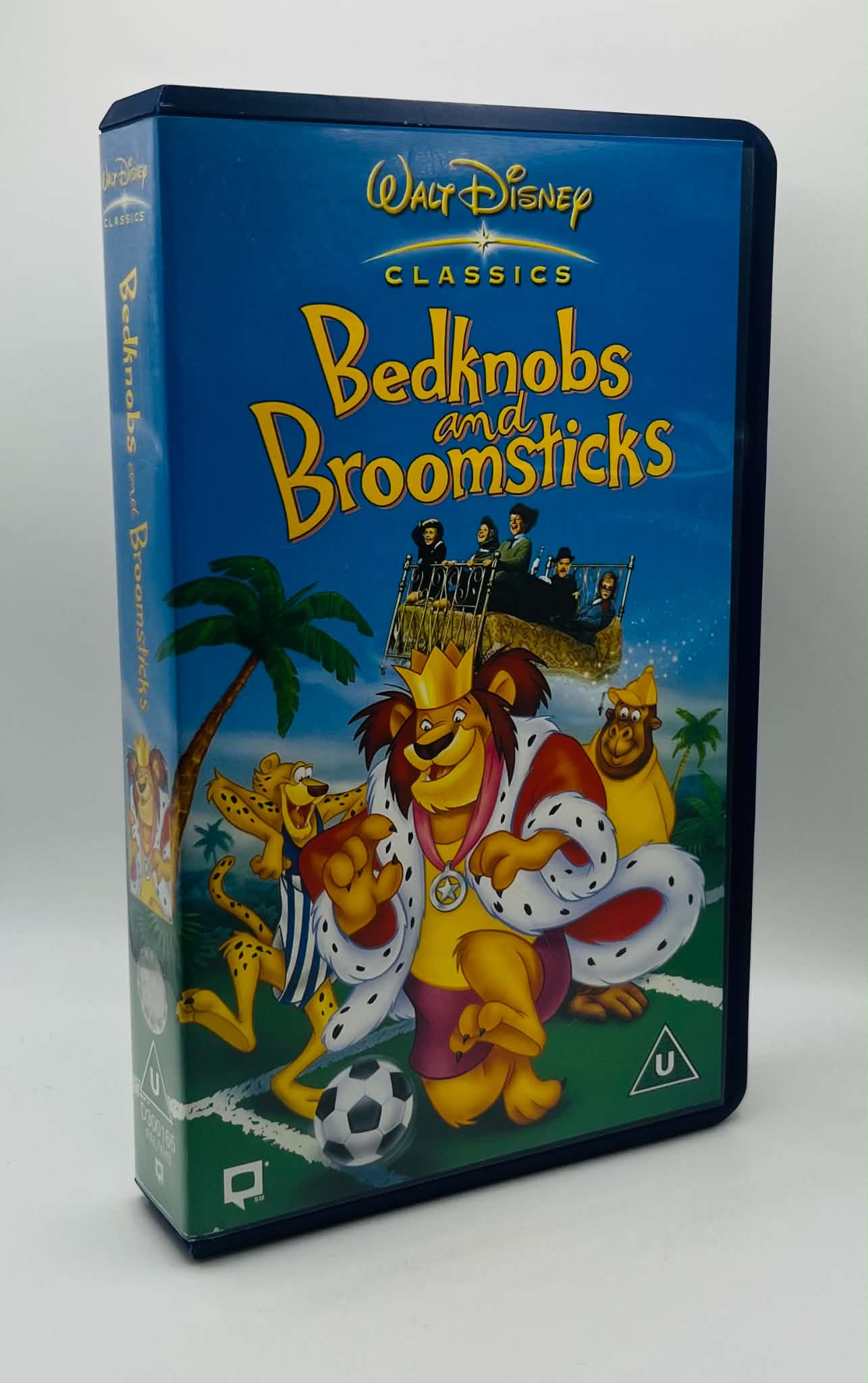 Bedknobs and Broomsticks (U)