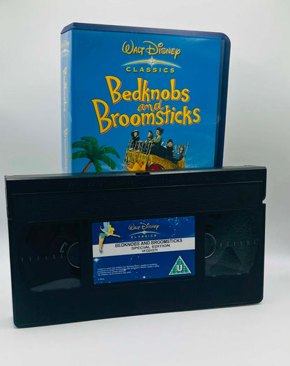 Bedknobs and Broomsticks (U)