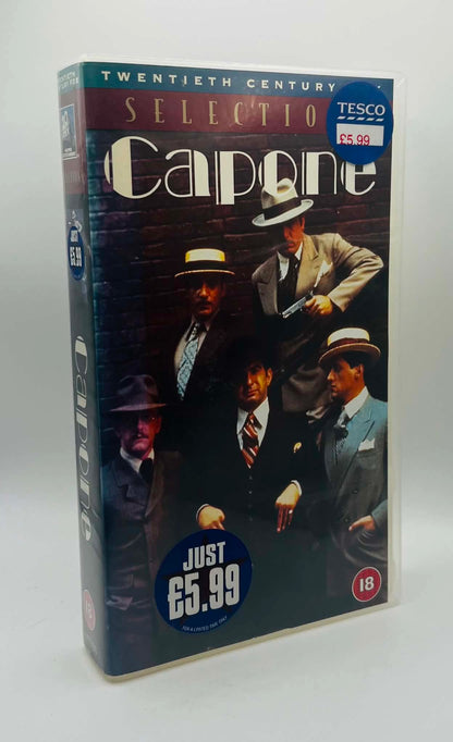 Capone (18)