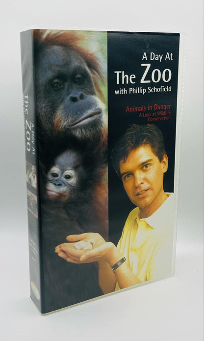 A Day At The Zoo (U)