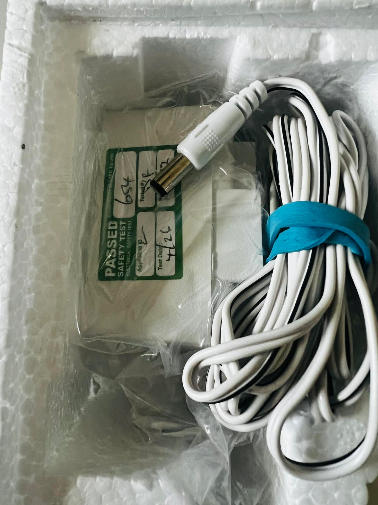 Geemarc Dual Pack (M400 Cordless Telephone + Wake 'N Talk Extension)