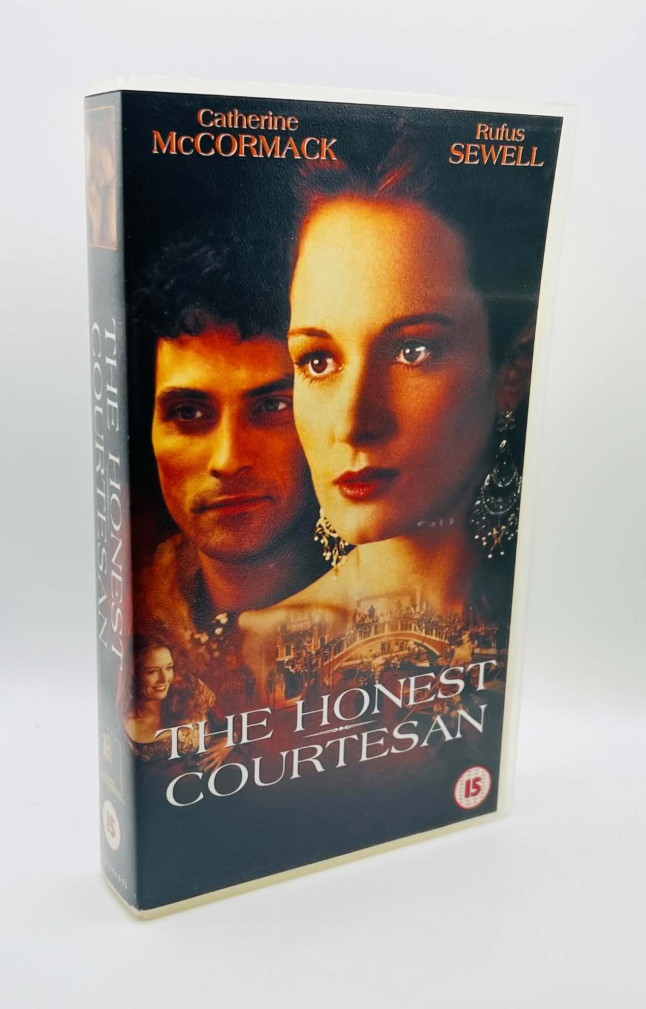 The Honest Courtesan (15)