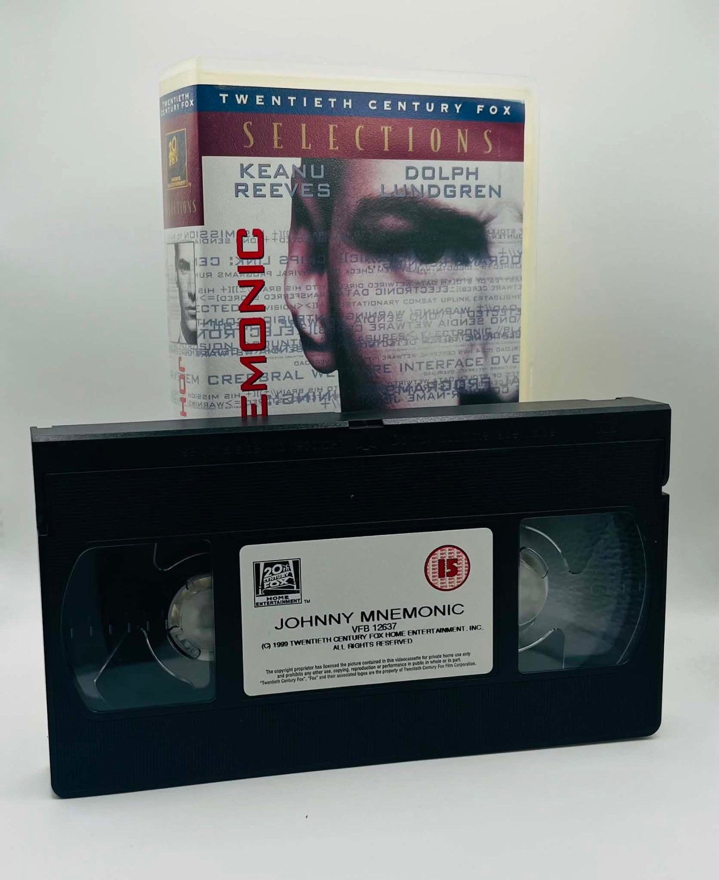 Johnny Mnemonic (15)