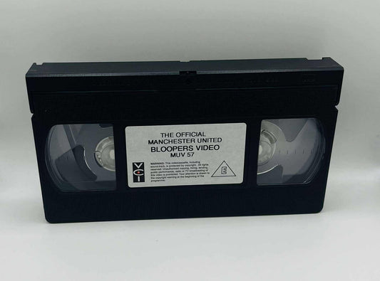 Manchester United (The Official Bloopers Video) (U)