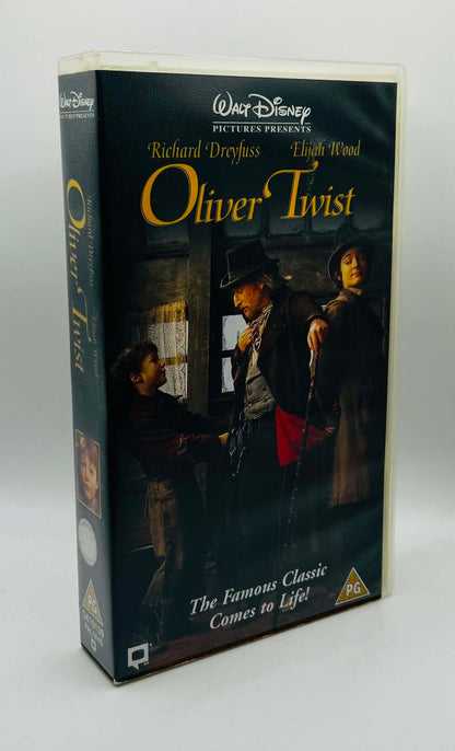 Oliver Twist (PG)