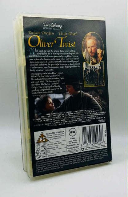 Oliver Twist (PG)