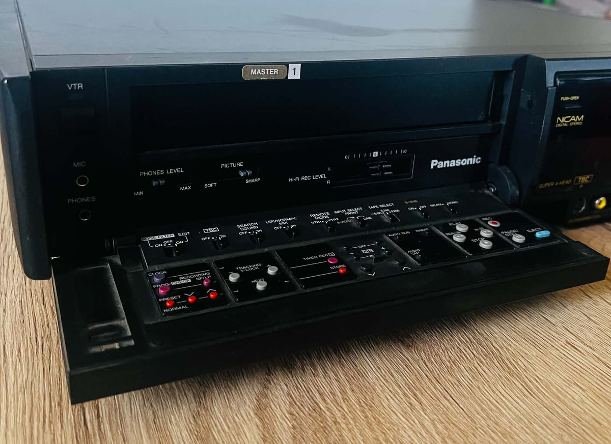 Panasonic NV-FS200B VCR | Fully Working | Remote, Scanner + Extras (Boxed)