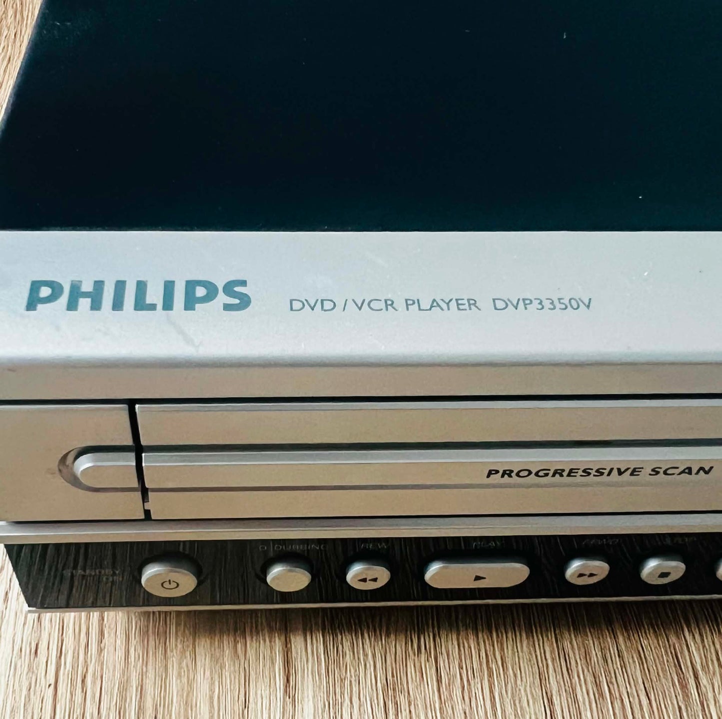 Philips DVP3350V DVD/VCR + Remote + Leads + Videos