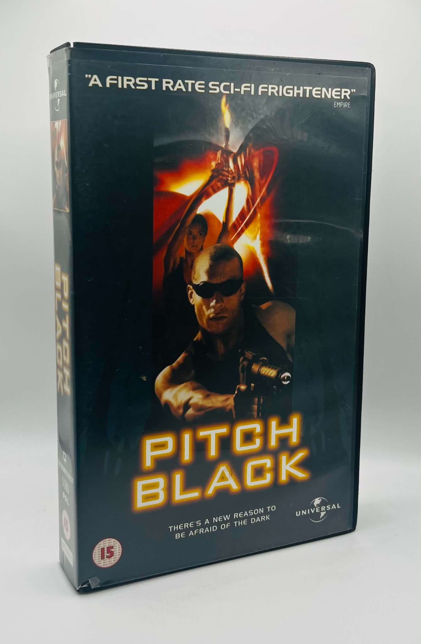 Pitch Black (15) (Big Box)