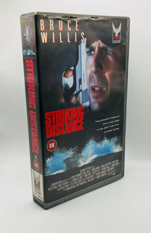 Striking Distance (18) (Big Box)
