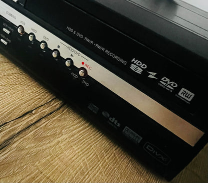 Toshiba RD-XV47KB HDD/DVD/VHS Player 160GB | Fully Working | Remote + Extras