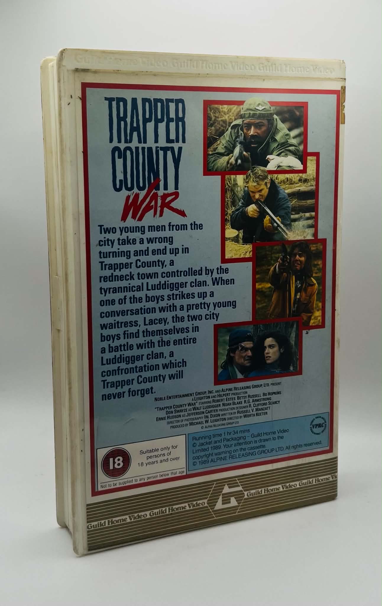 Trapper County War (18) (Big Box)