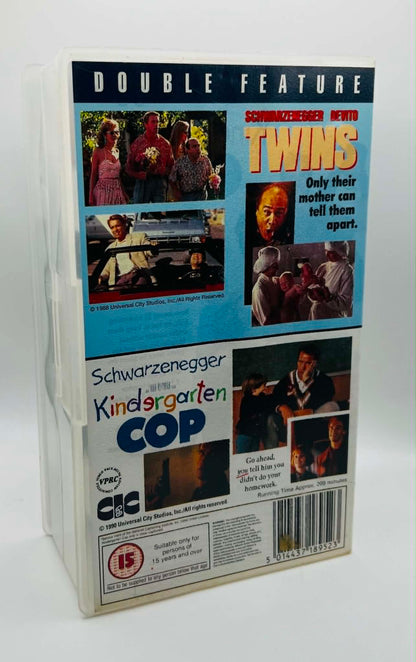 Twins / Kindergarten Cop (15)