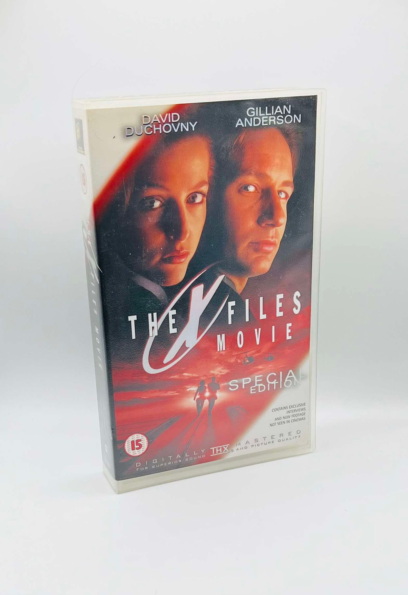 The X Files Movie (Special Edition) (15) – Orter